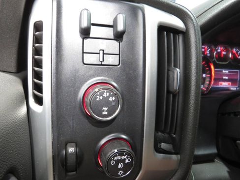 Used 2015 GMC Sierra 2500 SLE w/ SLE Preferred Package AWD/4WD image 20
