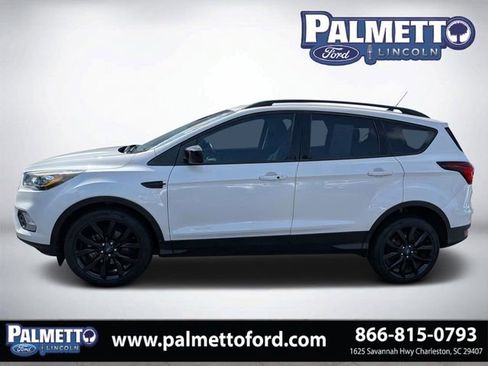 Used 2019 Ford Escape SE FWD image 6