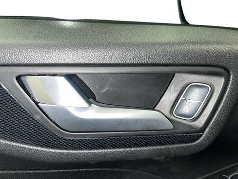 Used 2025 Ford Escape ST-Line Select AWD/4WD image 12