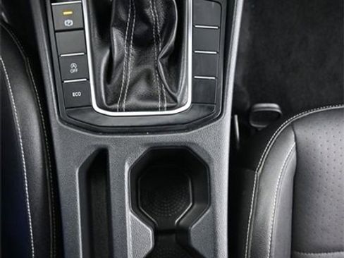 Used 2024 Volkswagen Jetta SE image 19