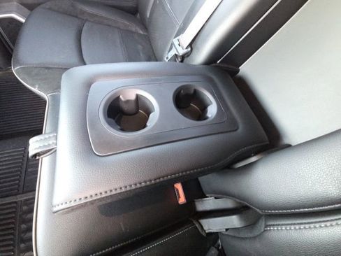 Used 2021 RAM 2500 Laramie w/ Night Edition image 16