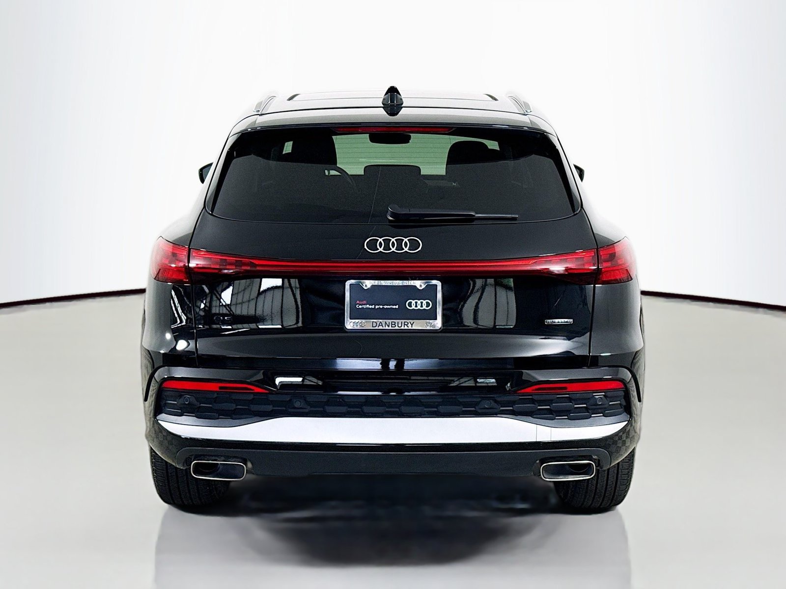 Used 2025 Audi Q5 Premium w/ Convenience Package AWD/4WD image 10