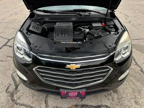 Used 2017 Chevrolet Equinox LT w/ Convenience Package AWD/4WD image 9