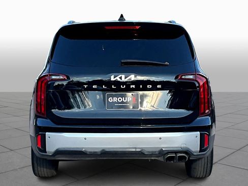 Used 2023 Kia Telluride S image 4