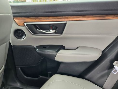 Used 2017 Honda CR-V EX-L image 13