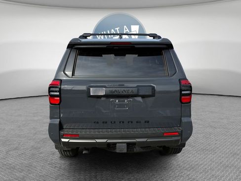 Used 2025 Toyota 4Runner TRD Off-Road image 5