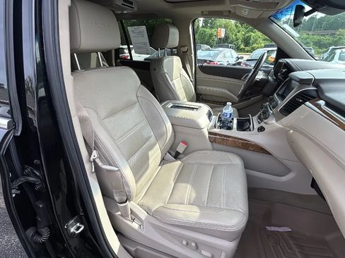 Used 2016 GMC Yukon Denali w/ Enhanced Security Package AWD/4WD image 16