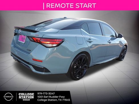 Used 2025 Nissan Sentra SR w/ Midnight Edition image 4