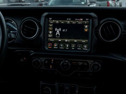 Used 2023 Jeep Wrangler Unlimited Sahara w/ Cold Weather Group image 21