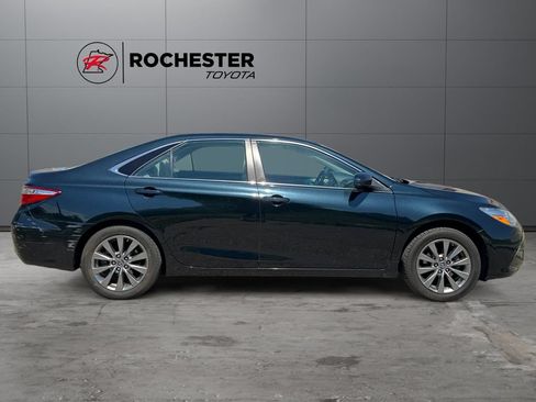 Certified 2016 Toyota Camry XLE FWD image 6