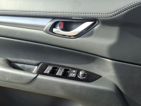 Used 2025 MAZDA CX-5 AWD 2.5 S w/ Select Package image 17