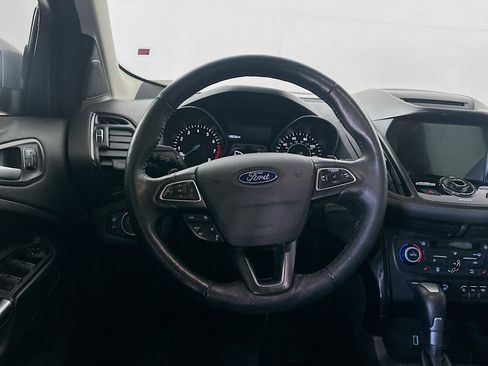 Used 2018 Ford Escape Titanium w/ Ford Safe & Smart Package image 18