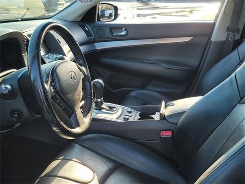 Used 2013 INFINITI G37 x w/ Premium Pkg image 11