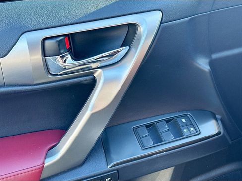 Used 2023 Lexus GX 460 Premium image 19