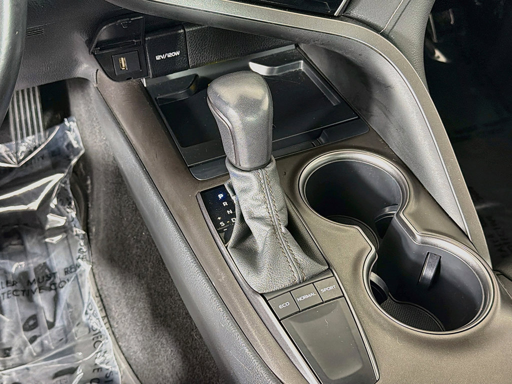 Used 2022 Toyota Camry SE w/ Audio Upgrade Package FWD image 37