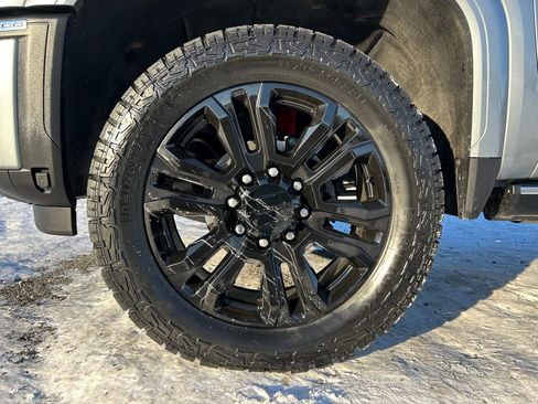 Used 2024 GMC Sierra 2500 Denali Ultimate image 13