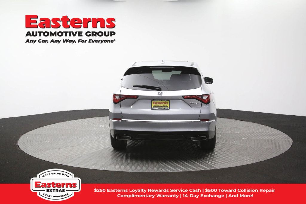 Used 2023 Acura MDX SH-AWD image 42