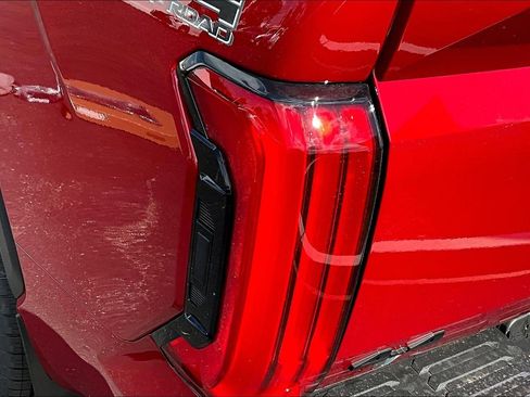New 2026 Toyota Tundra Limited AWD/4WD image 15
