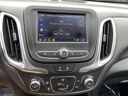 Used 2024 Chevrolet Equinox LT image 12