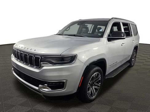 Used 2024 Jeep Wagoneer Series II w/ Flexible Seating Group AWD/4WD image 3