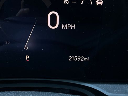 Used 2025 Buick Envista Preferred image 38