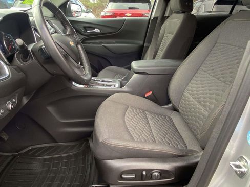 Used 2021 Chevrolet Equinox LT image 13