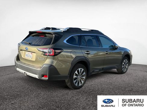 Used 2025 Subaru Outback Touring XT image 5