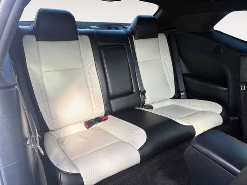 Used 2018 Dodge Challenger SXT Plus image 6