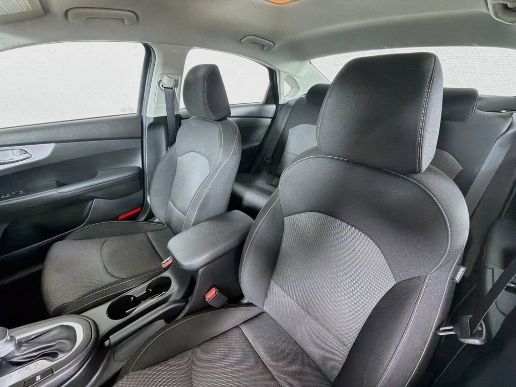 Used 2023 Kia Forte LXS FWD image 19