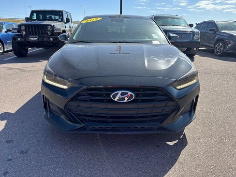 Used 2019 Hyundai Veloster 2.0 Premium FWD image 4