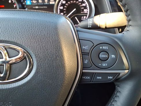 Certified 2023 Toyota Camry XLE image 15