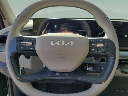 New 2026 Kia EV9 Wind AWD/4WD image 17
