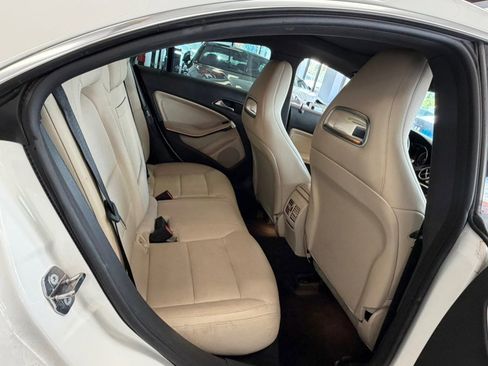 Used 2019 Mercedes-Benz CLA 250 image 25
