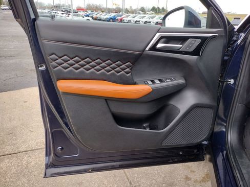 Used 2022 Mitsubishi Outlander SEL image 28