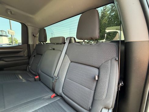 Used 2022 Chevrolet Silverado 1500 RST AWD/4WD image 19