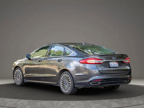Used 2018 Ford Fusion Titanium image 6