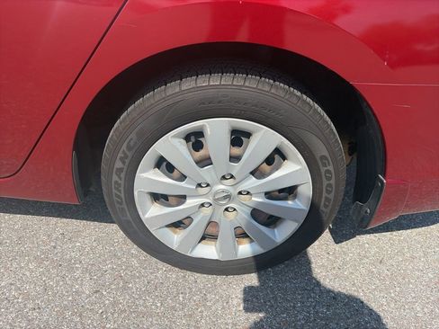 Used 2017 Nissan Sentra SV FWD image 10