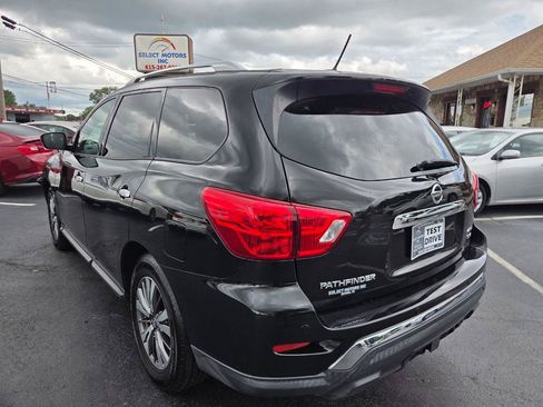 Used 2018 Nissan Pathfinder SV w/ SV Tech Package AWD/4WD image 4