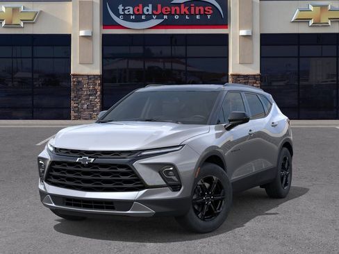 New 2026 Chevrolet Blazer LT w/ Convenience Package AWD/4WD image 6