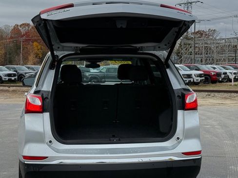 Used 2021 Chevrolet Equinox LT image 25