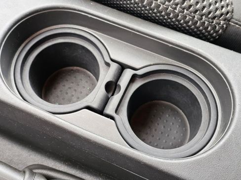 Used 2015 Nissan Frontier PRO-4X image 11