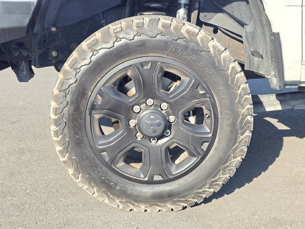 Used 2017 RAM 2500 SLT AWD/4WD image 8