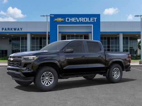 New 2025 Chevrolet Colorado LT w/ LT Convenience Package image 2
