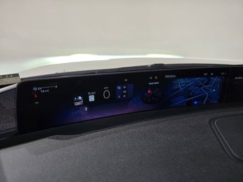 New 2025 Lincoln Navigator Reserve w/ Jet Appearance Package image 26