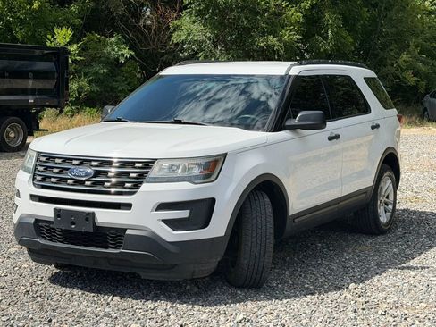 Used 2016 Ford Explorer 4WD image 5