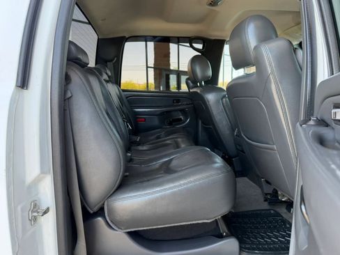 Used 2004 Chevrolet Silverado 2500 LT RWD image 45