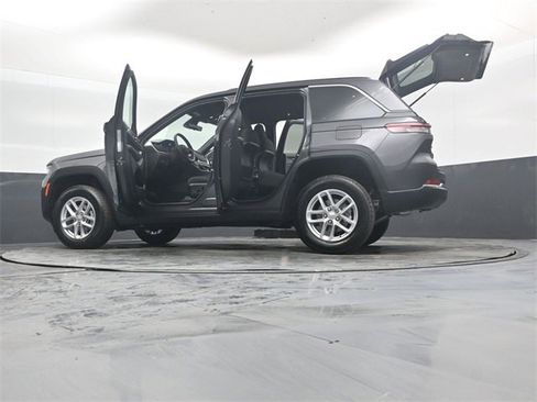 New 2025 Jeep Grand Cherokee Laredo image 53