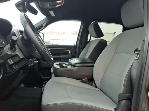 Used 2024 RAM 2500 Big Horn image 10