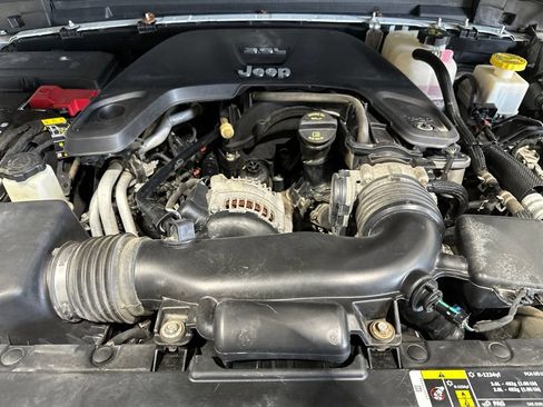 Used 2020 Jeep Gladiator Rubicon AWD/4WD image 23