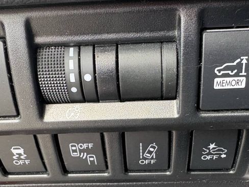 Used 2019 Subaru Outback 2.5i Premium AWD/4WD image 7